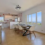 Villa La Perla *