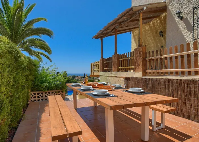 La Perla Seaview Villa